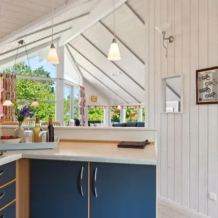 Dagmar - 300m From The Sea By Interhome