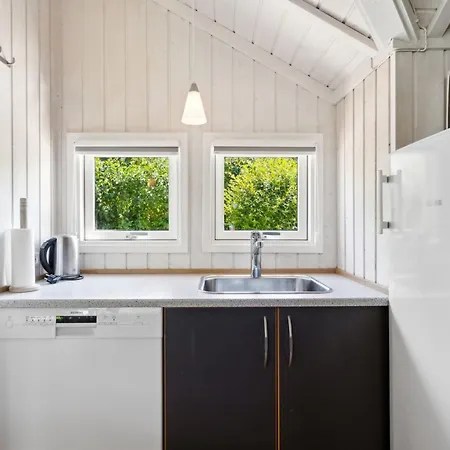Dagmar - 300m From The Sea By Interhome Feriehus Hasle